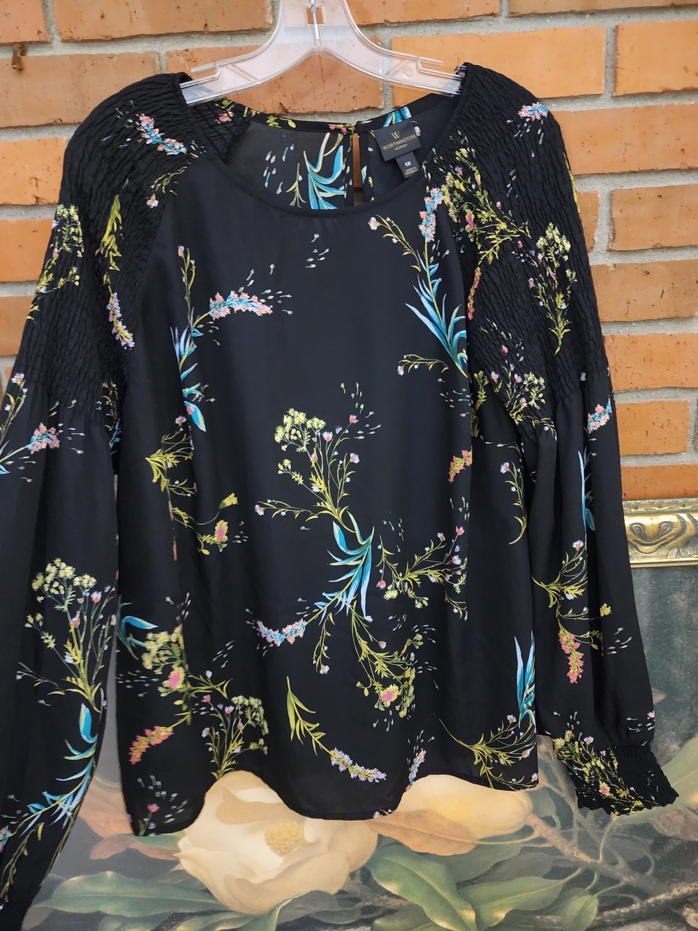 Worthington Black Floral-Print Long Sleeve 1x Blouse